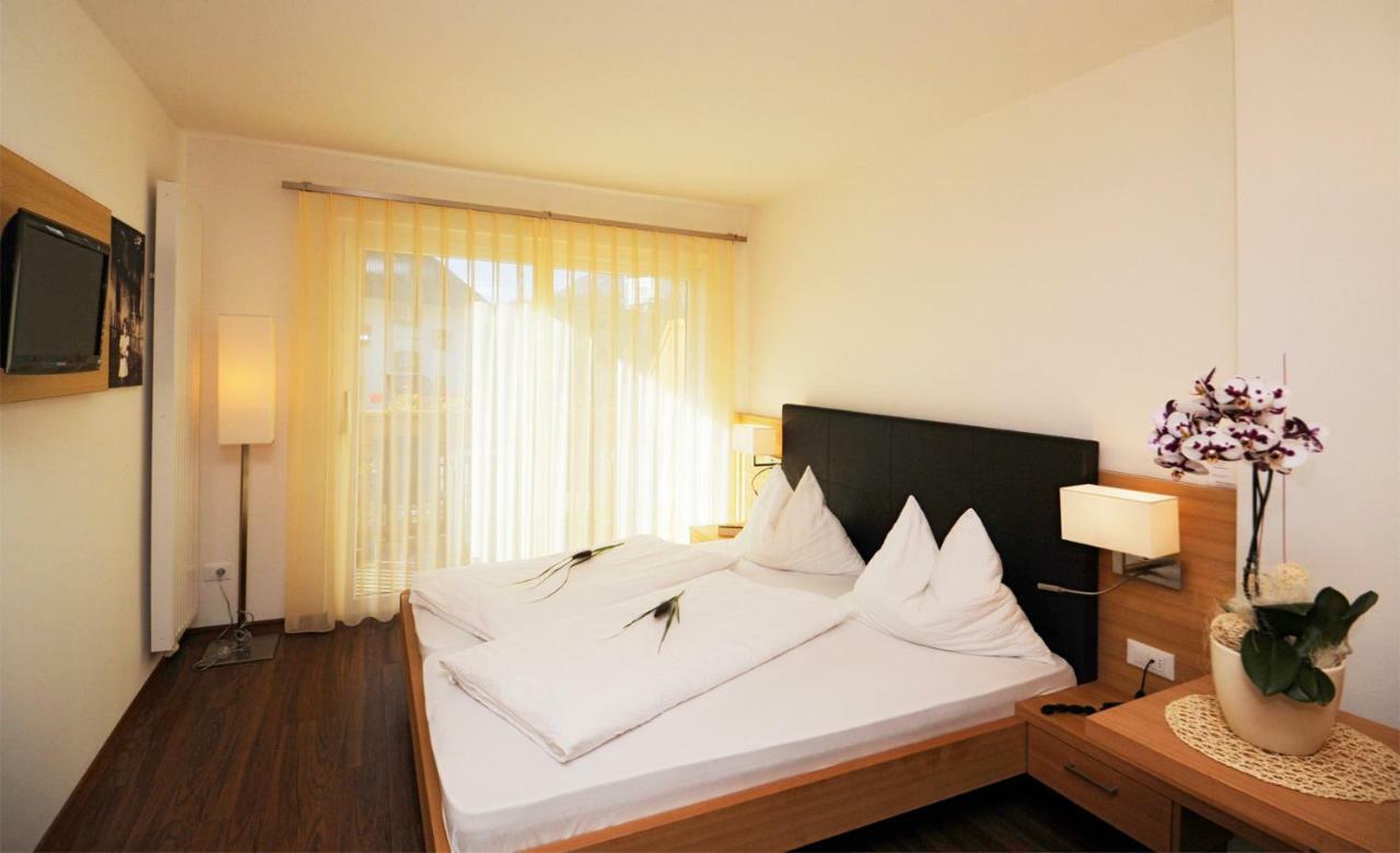 Seppmair Hotel Algund Buitenkant foto