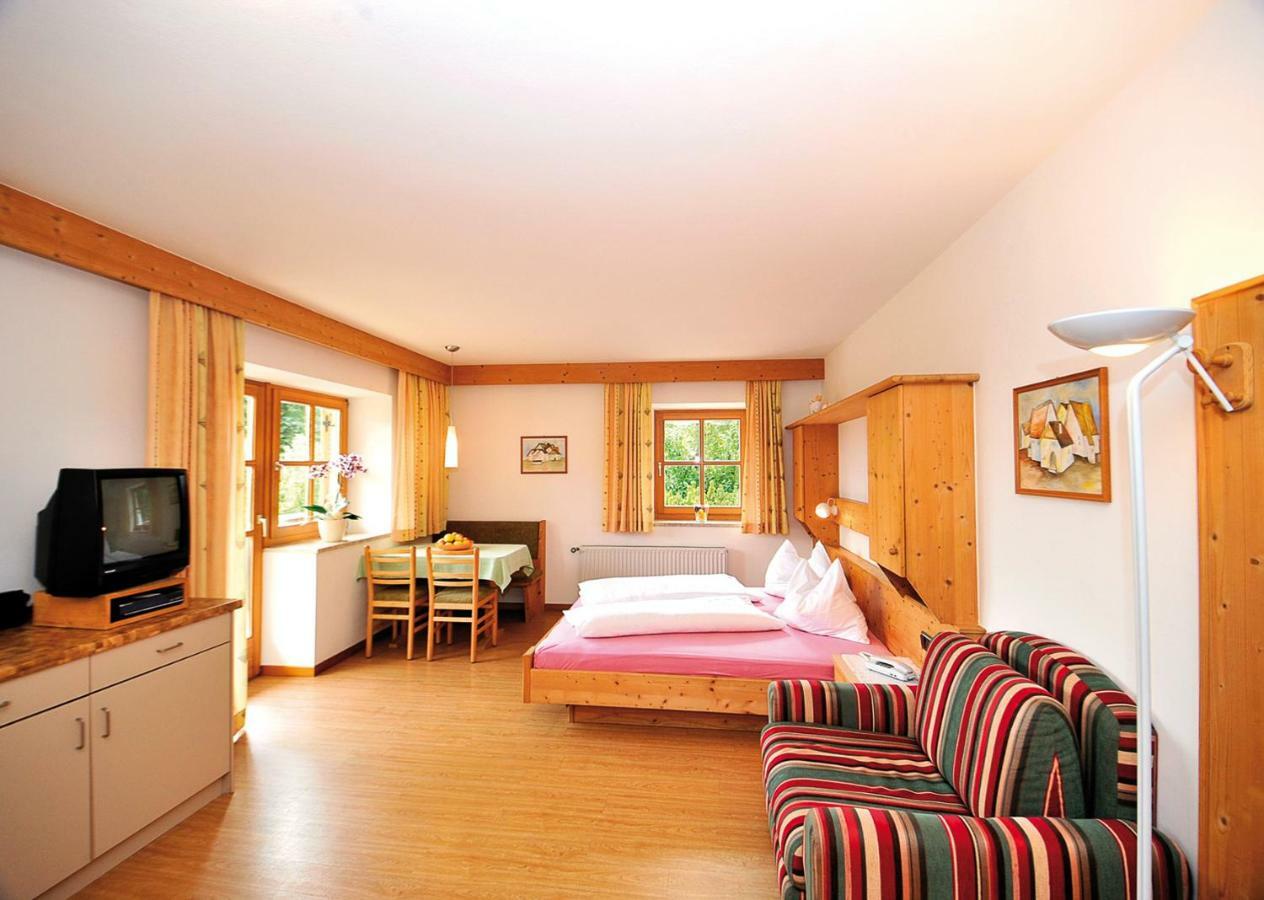Seppmair Hotel Algund Buitenkant foto