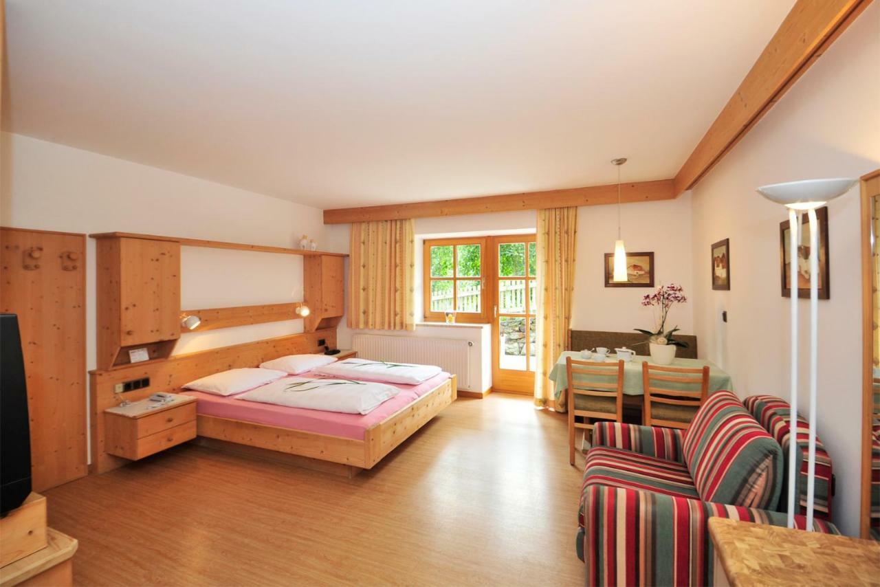 Seppmair Hotel Algund Buitenkant foto