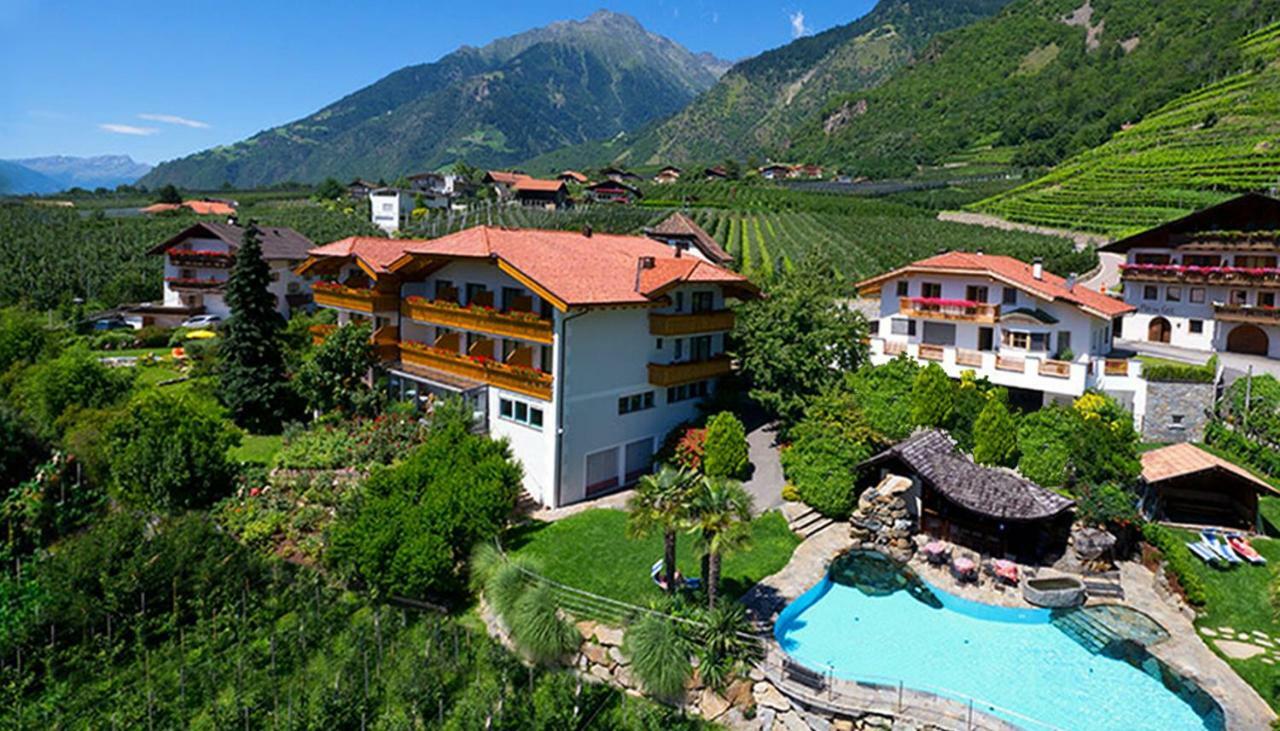 Seppmair Hotel Algund Buitenkant foto